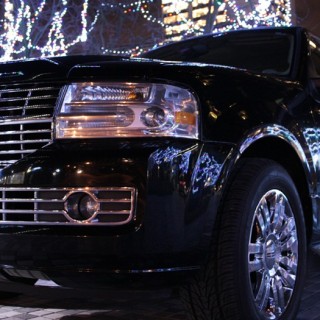 Lincoln Navigator Stretch