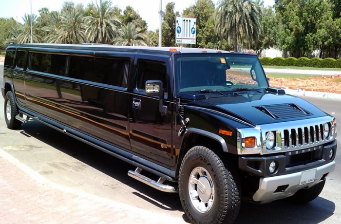 Stretch Hummer Limousine / Sports Utility Vehicle